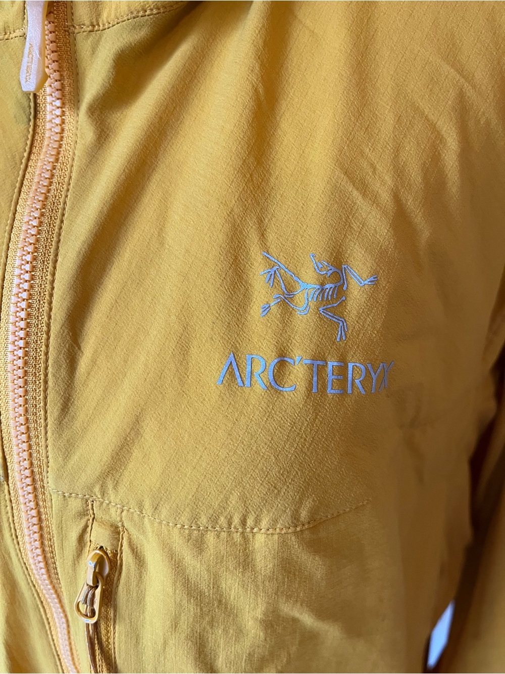 Women’s Arcteryx Squamish Jacket Ultra Light Lightweight Size L Mustard Yellow - Picture 2 of 16